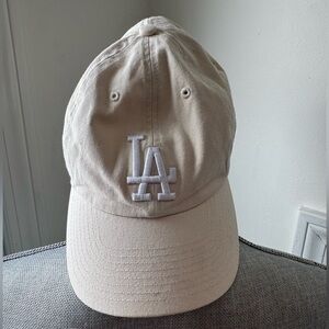 Urban Outfitters MLB Los Angeles Dodgers Baseball Cap